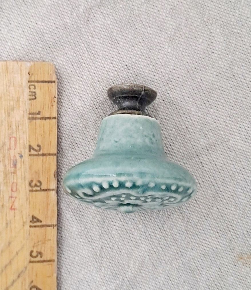 Federation Flower - Ceramic Drawer/Cabinet Knob - Vintage Green