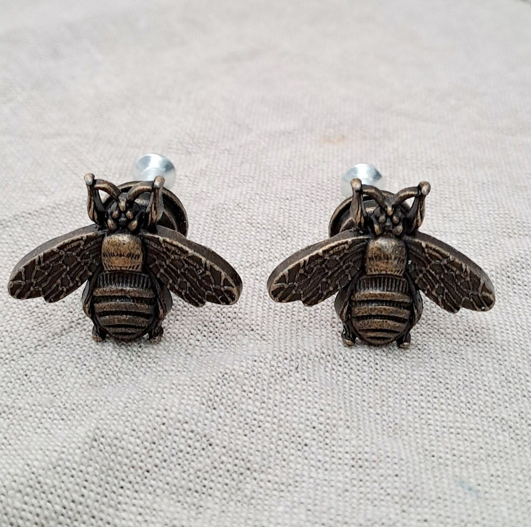 'Antique Bronze' Bee Drawer/Cabinet Knob
