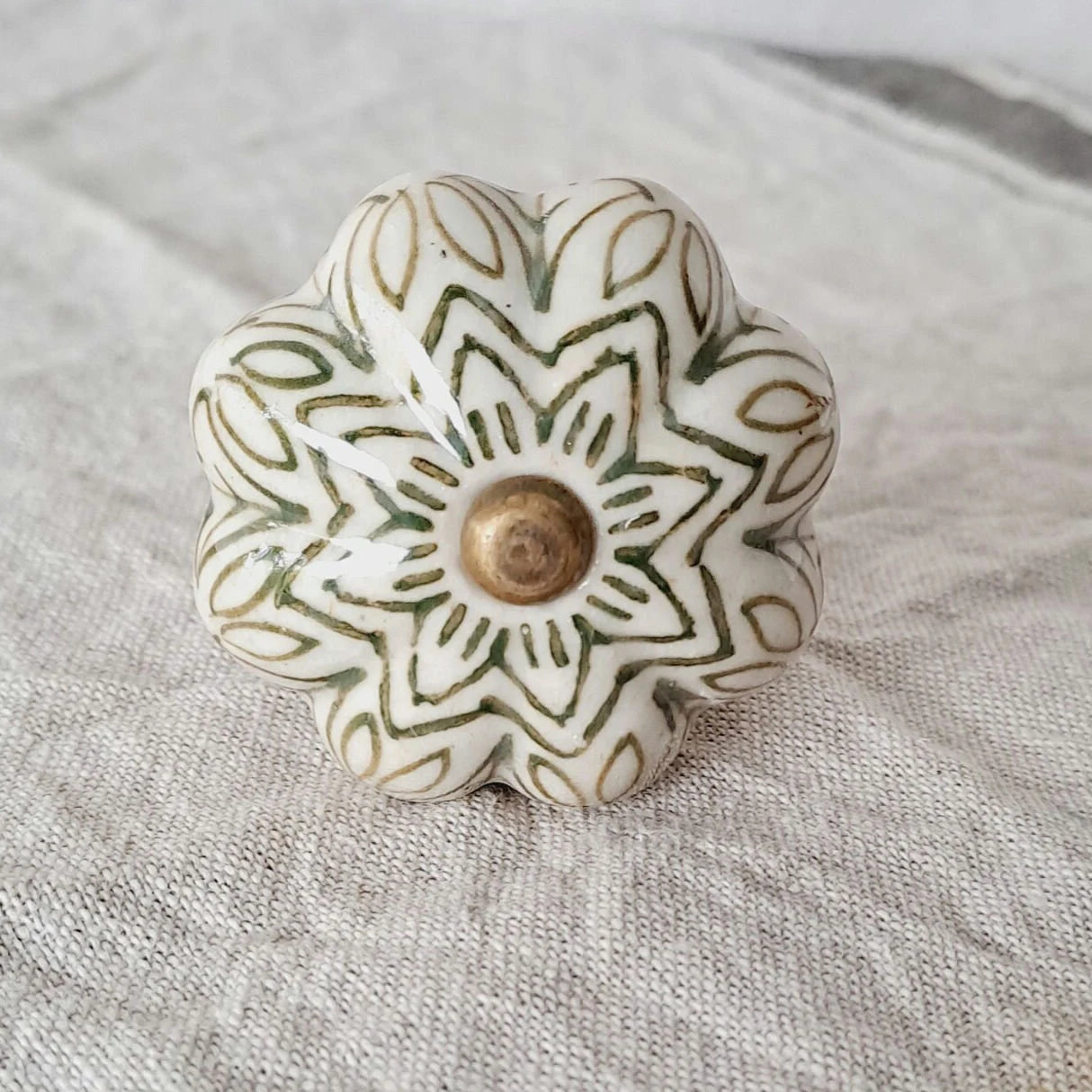 Ceramic Knob - Vintage Floral - Olive Green - Drawer, Cabinet & Cupboard Knob