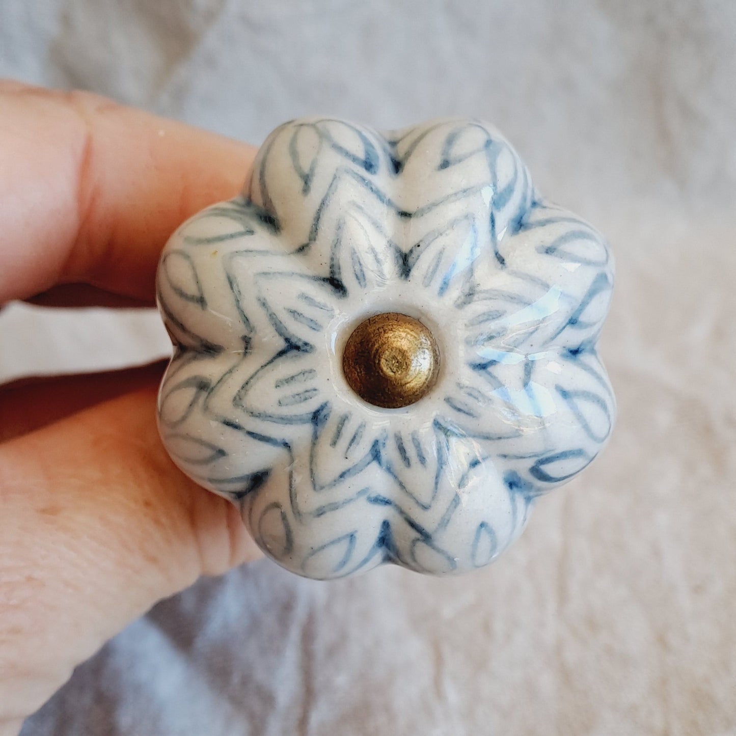 Blue/Grey 'Vintage Flower' Ceramic Drawer/Cabinet Knob