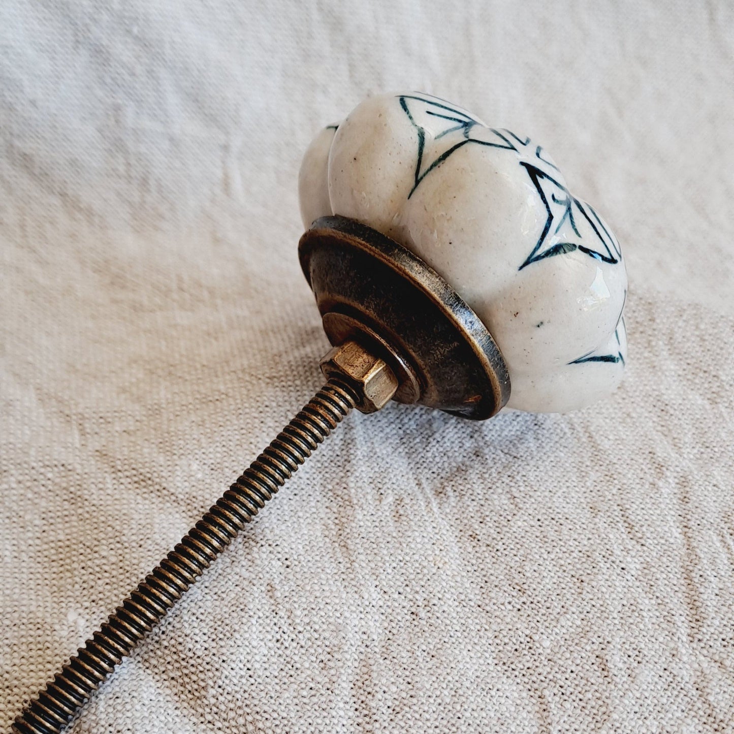 Green 'Vintage Flower' Ceramic Drawer Knob