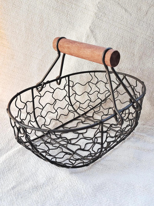 Rustic Wire Basket with Handle - Rustic Brown