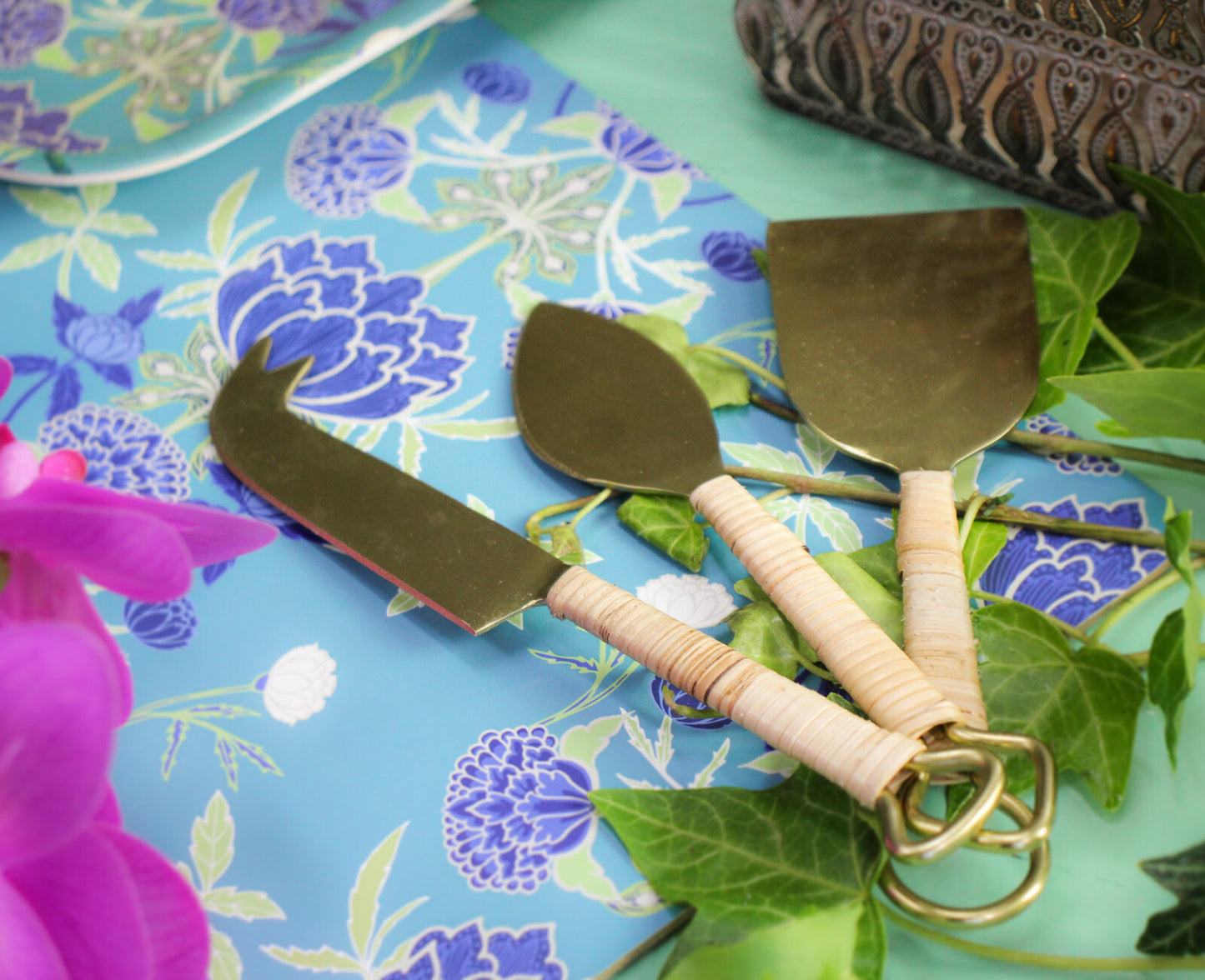 Cheese Knife Set - Rattan and Brass