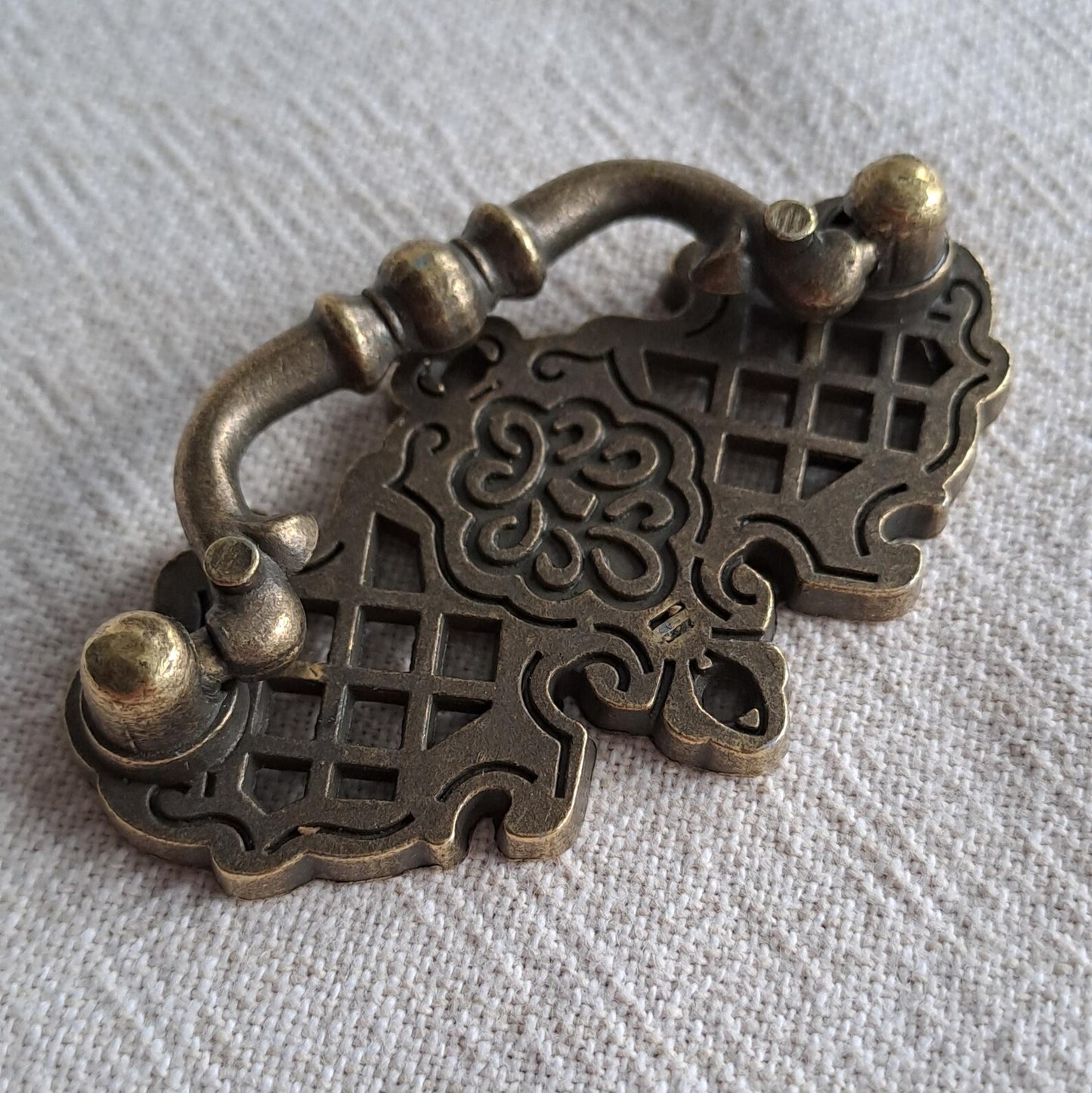 Antique Design Metal Handle