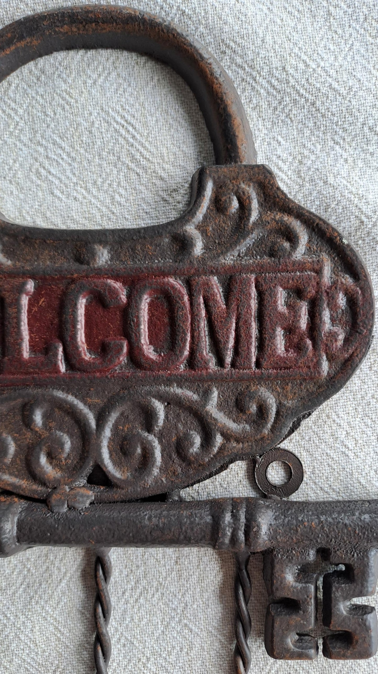 'WELCOME' Key Hook Rack - Cast Iron
