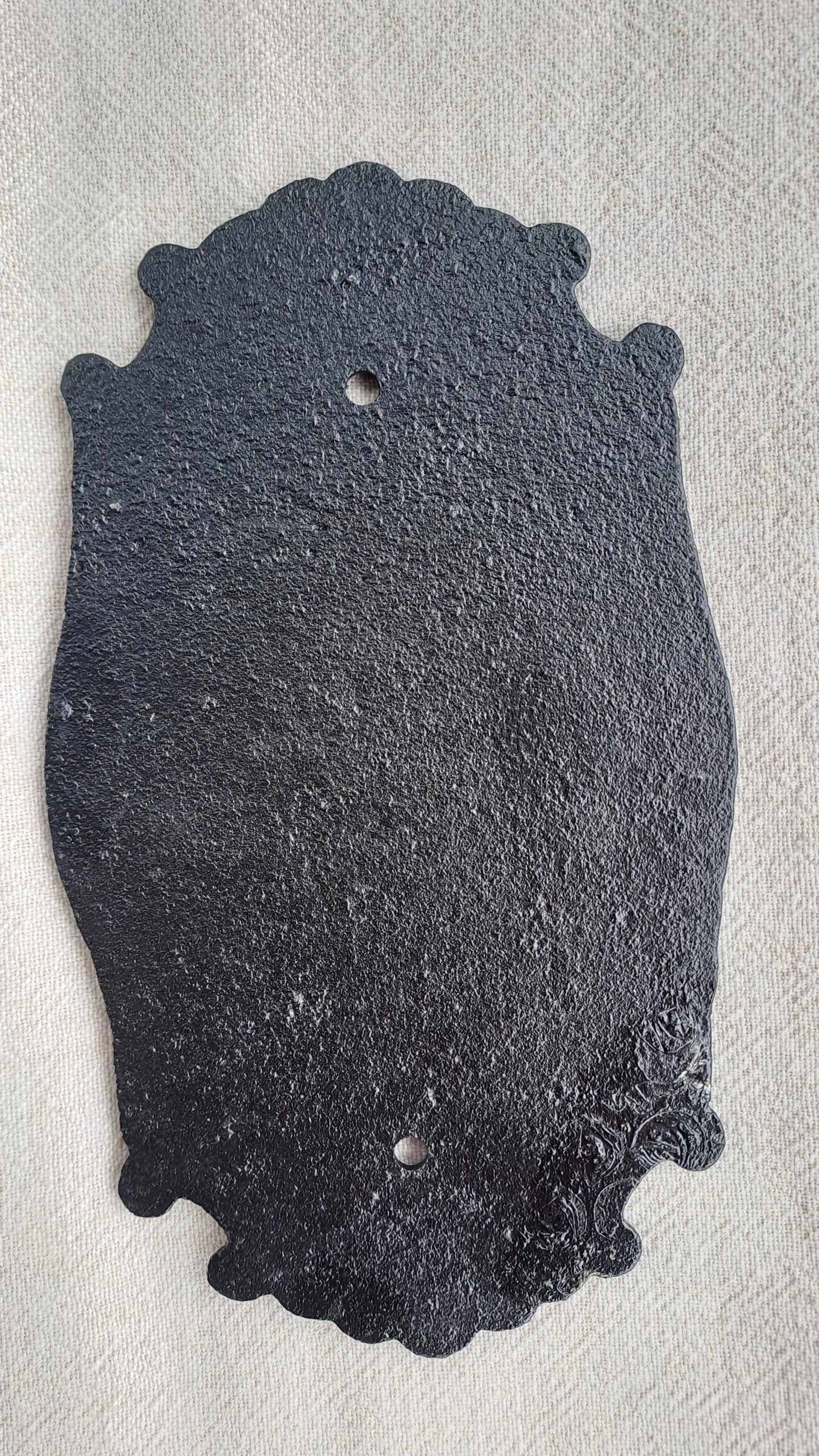 'PLEASE CLOSE THE GATE' Cast Iron Sign